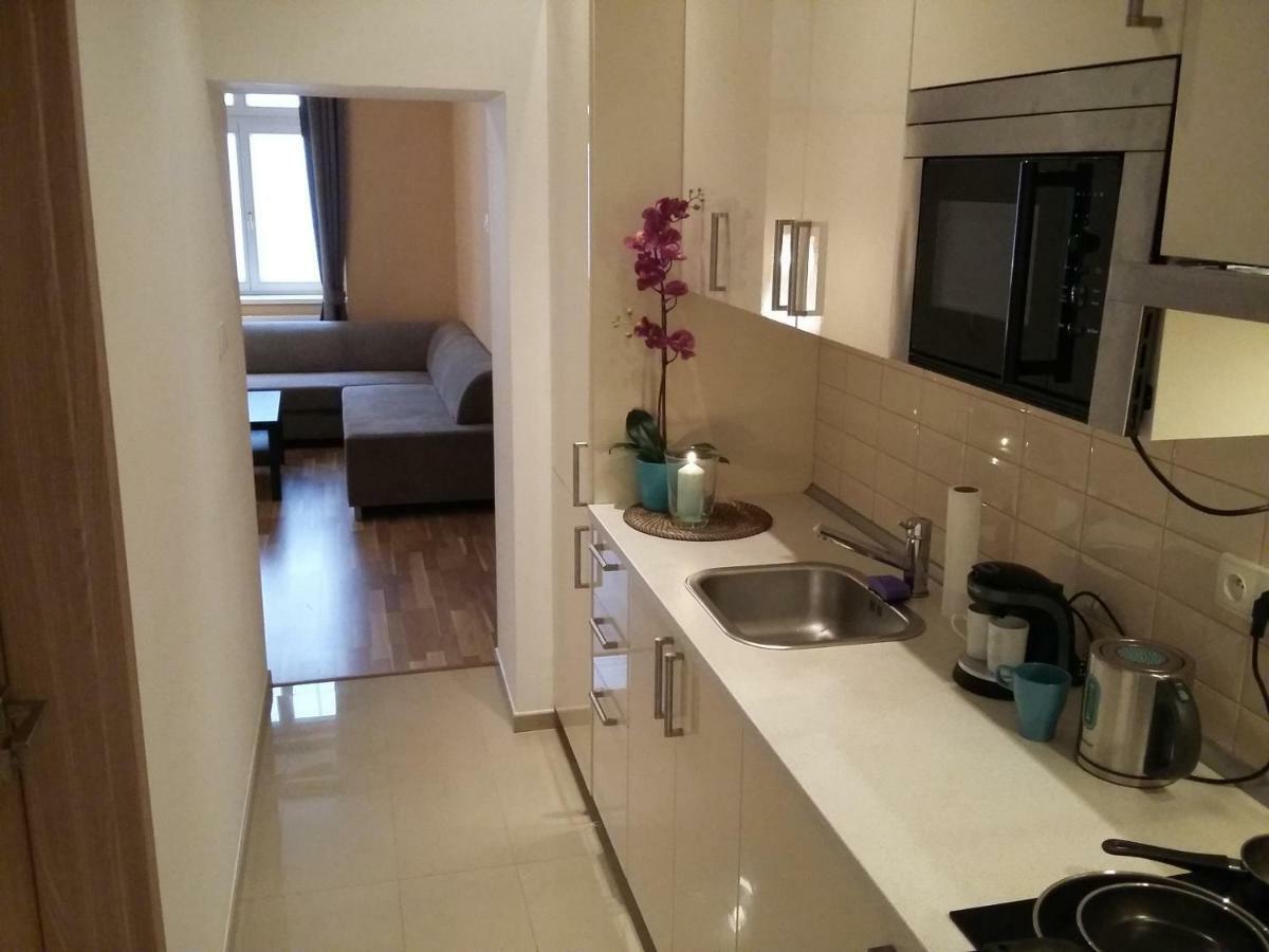 Angel Apartment Nr 4 Near To The Center ปราก ภายนอก รูปภาพ