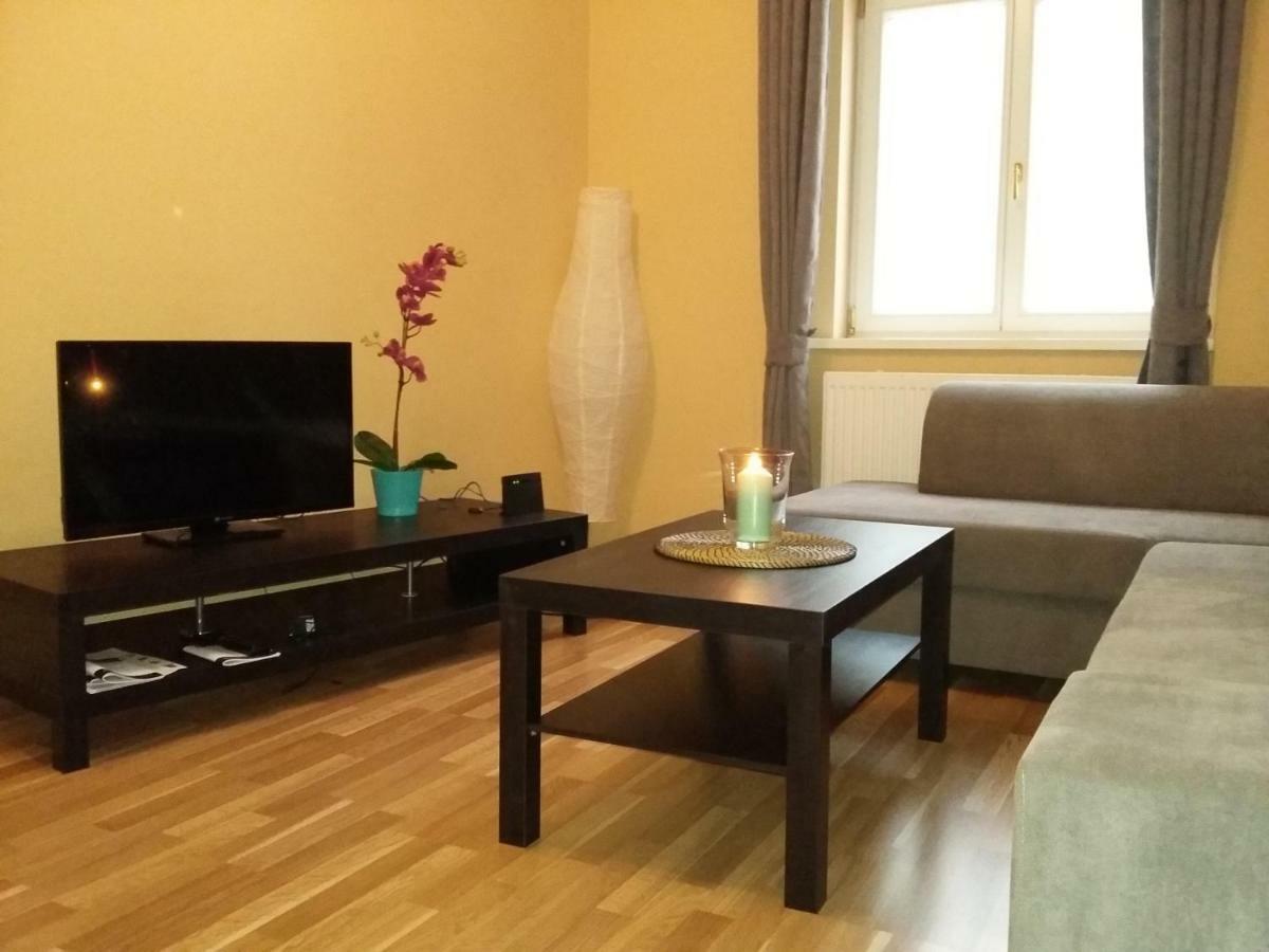 Angel Apartment Nr 4 Near To The Center ปราก ภายนอก รูปภาพ